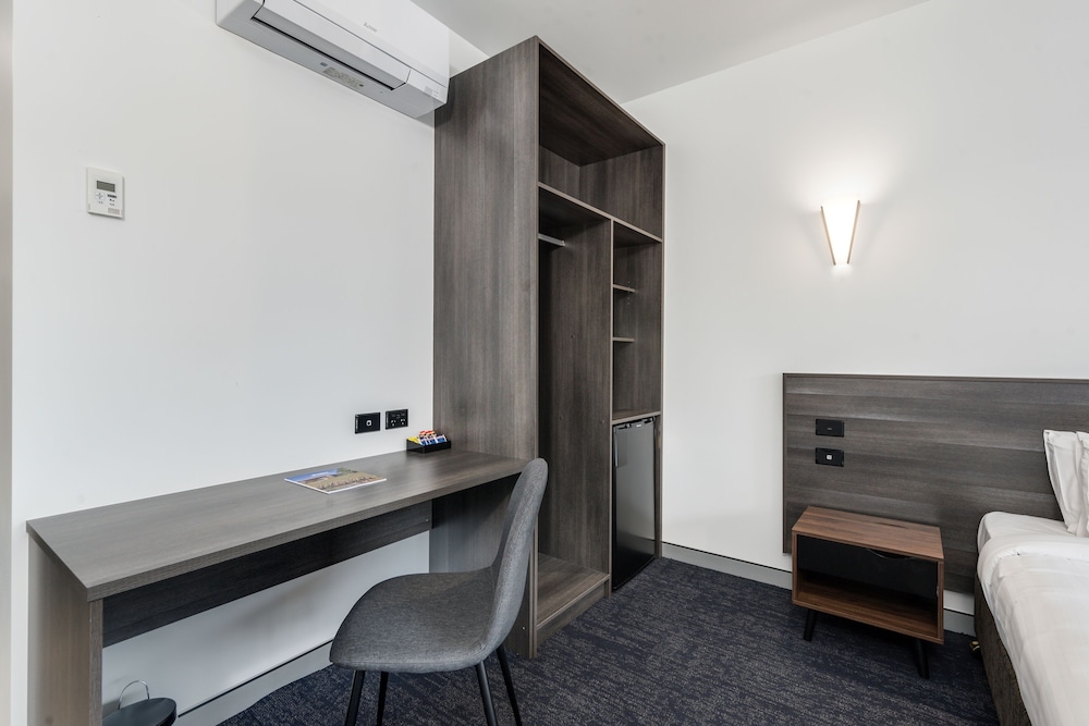 Deluxe Double Room - Photo 7