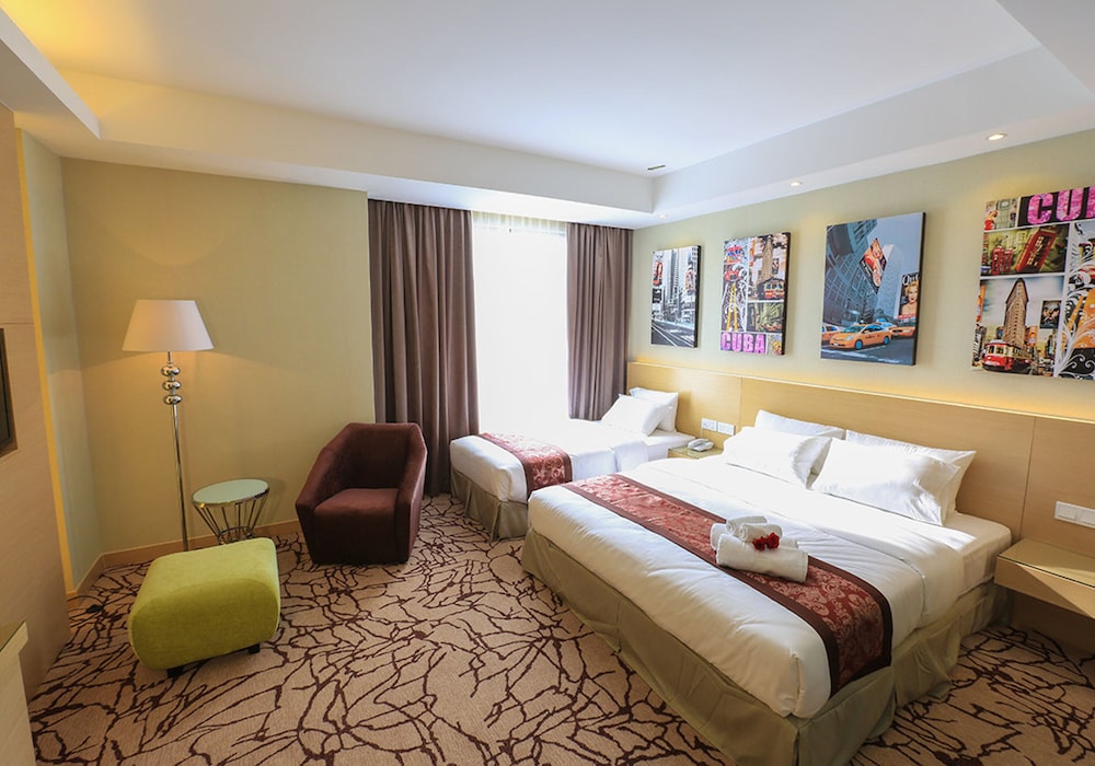 Executive Suite photo 1