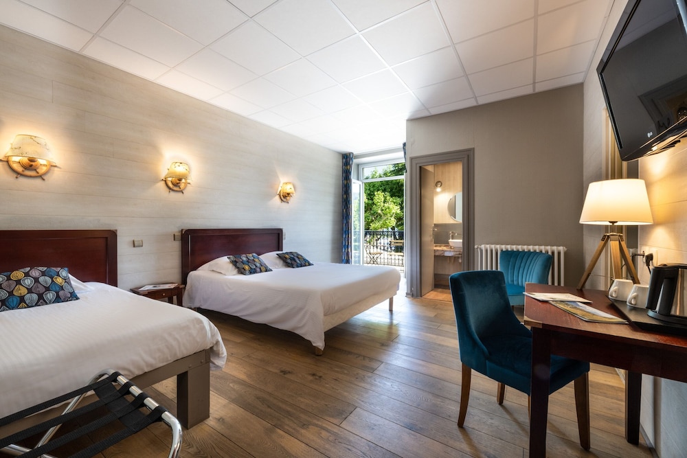 Triple Room - Photo 1