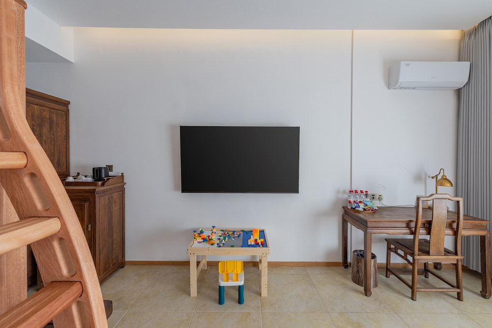 Family Triple Room, Hill View photo 2