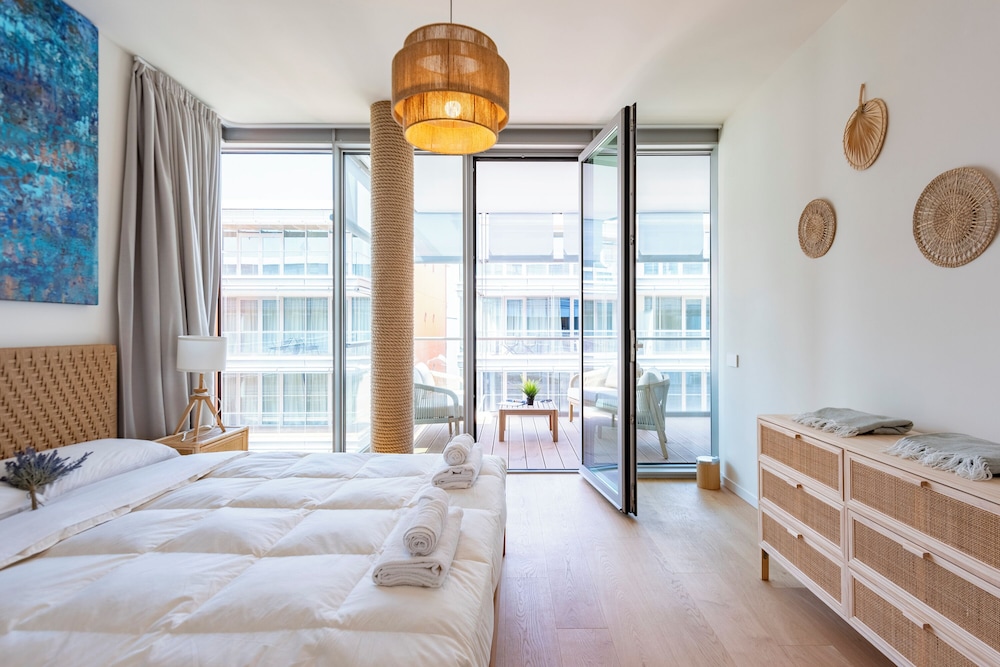 Standard Apartment, Multiple Bedrooms, Sea Facing (Sea View Apartment Genova Waterfront)