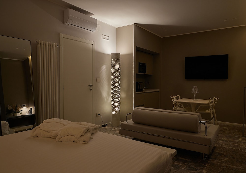 Luxury Suite, Balcony (Lettera) photo 3