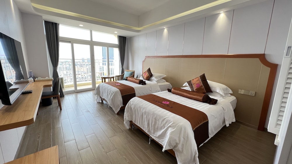 Luxury Twin Room (business room main building)