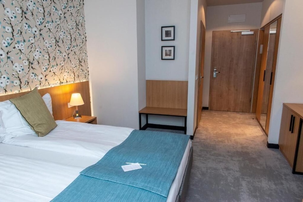 Superior Room - Photo 13