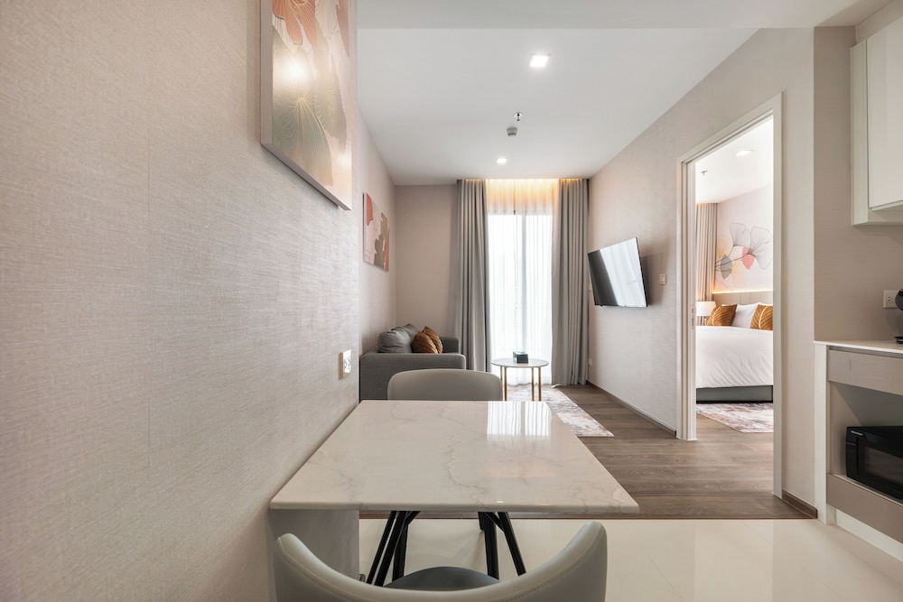 Suite King photo 3