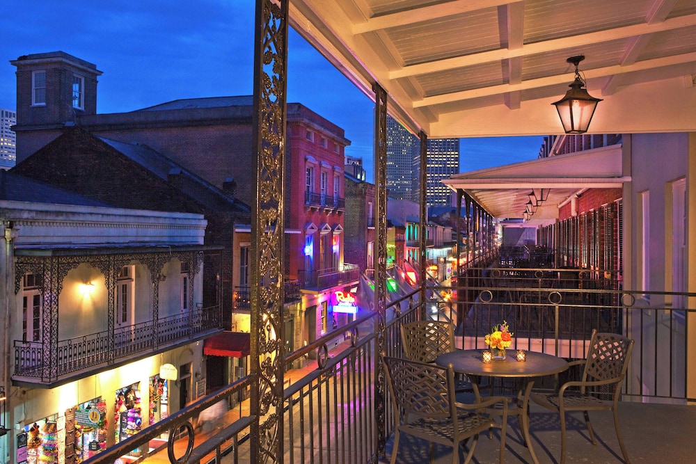 Premium Guest Room, Bourbon Street View, 2 Queen Beds, Balcony - Photo 1
