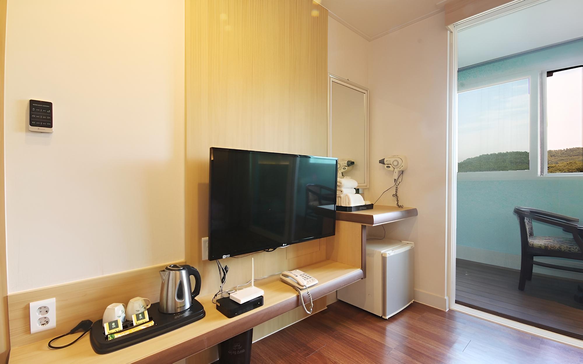Room (Deluxe Korean Room)