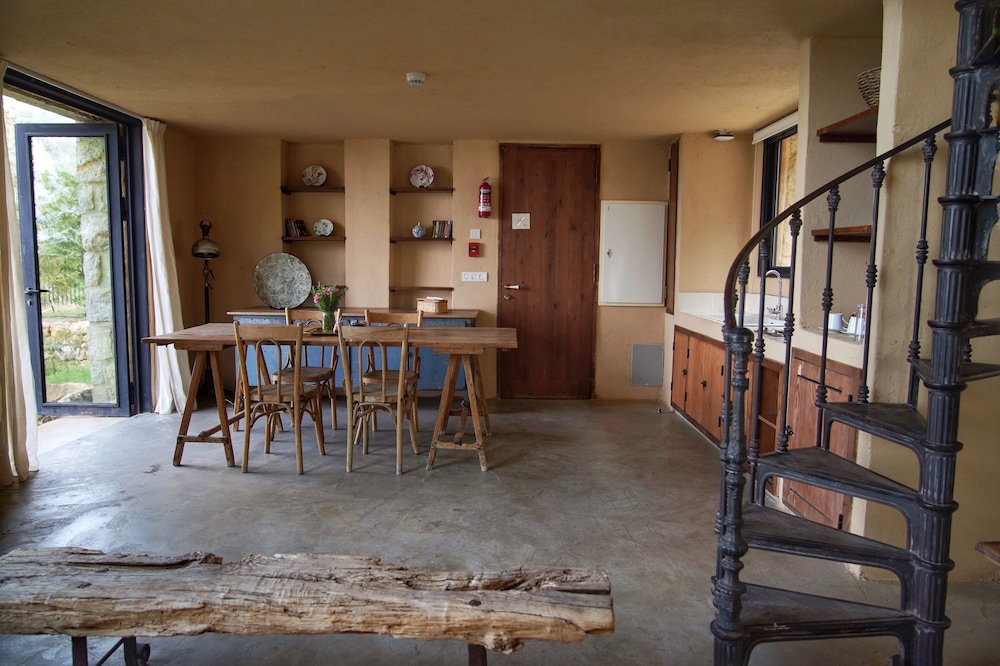Signature House photo 2