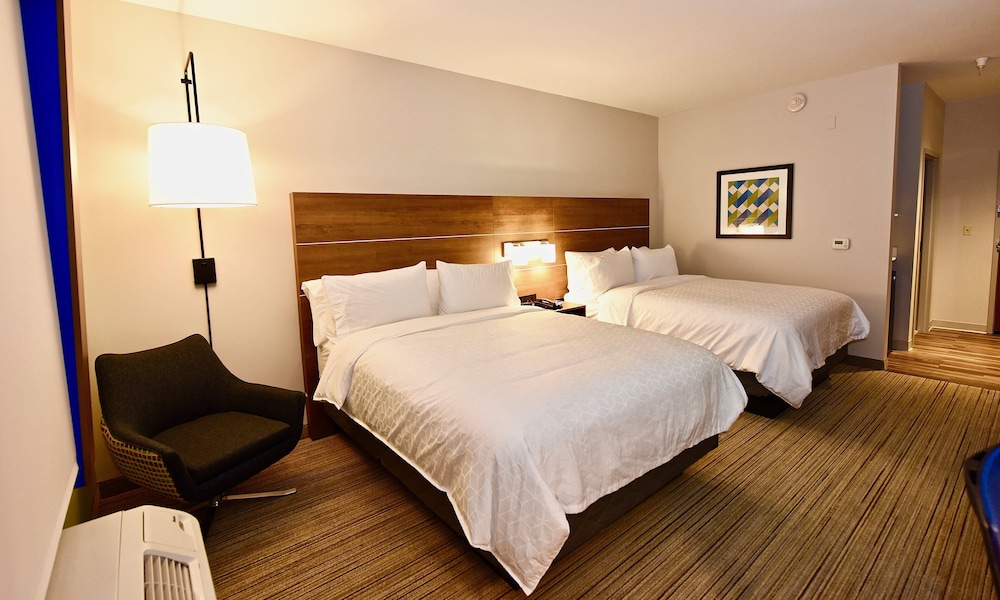 Holiday Inn Express & Suites Perryville by IHG
