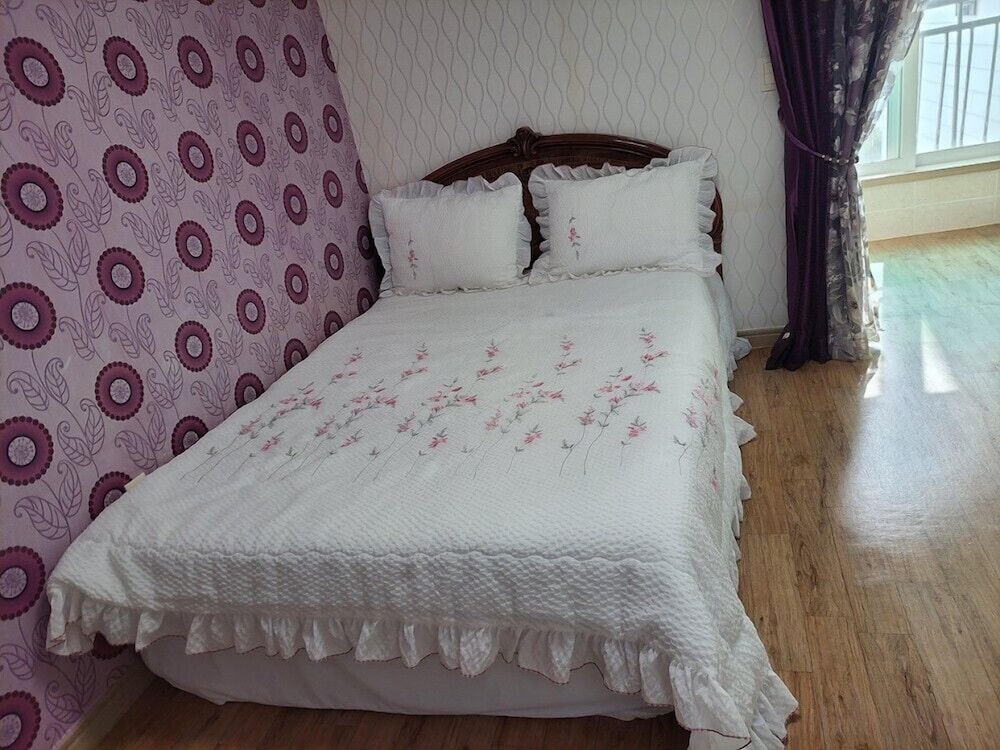 Room (Mungae-gureum)
