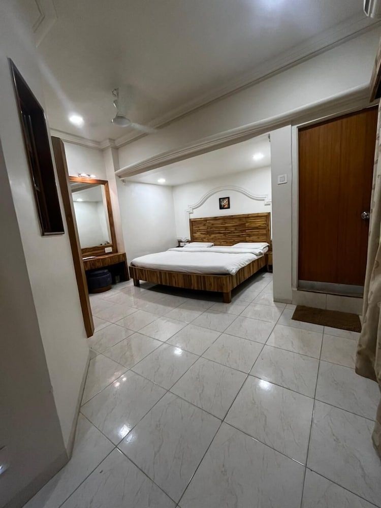 Executive Triple Room