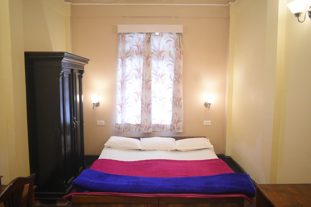 Deluxe Quadruple Room, City View