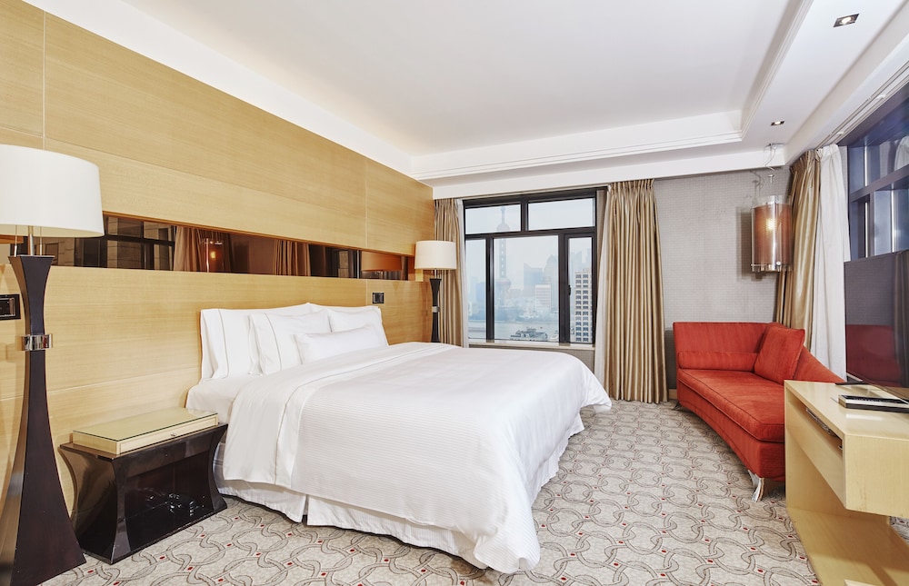 Room, 1 King Bed, Tower photo 2