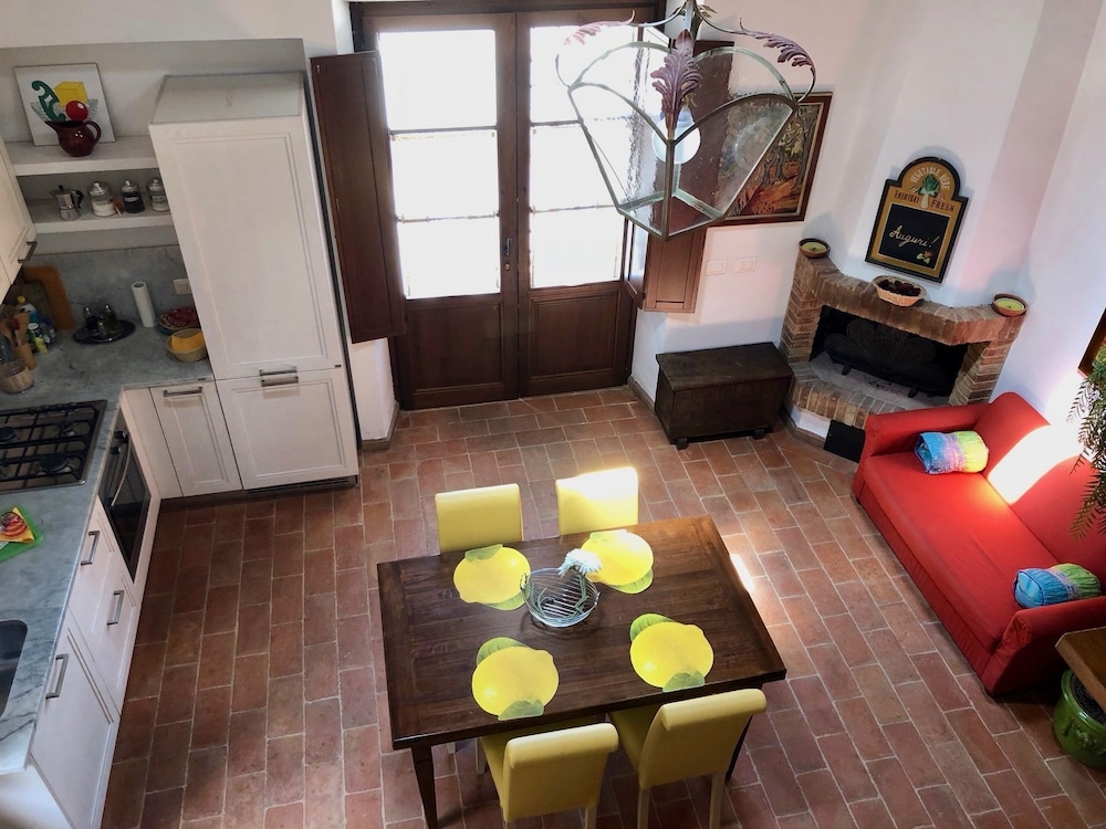 Comfort Apartment, 2 Bedrooms, Garden View photo 3