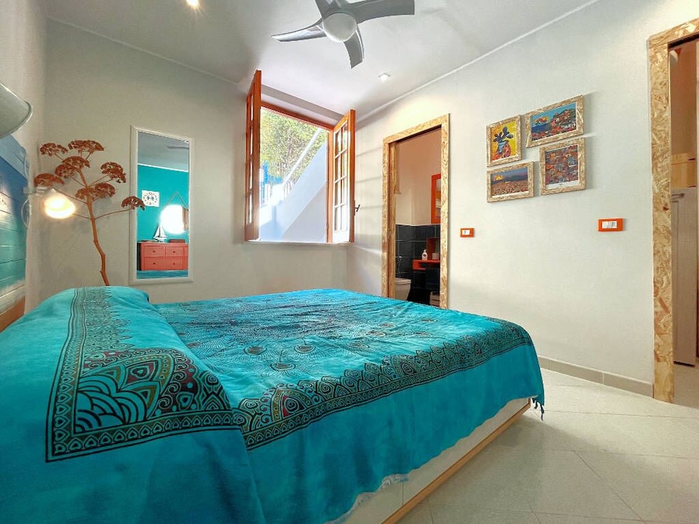 Basic Apartment, Sea View photo 3