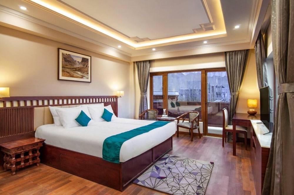 Royal Room photo 3