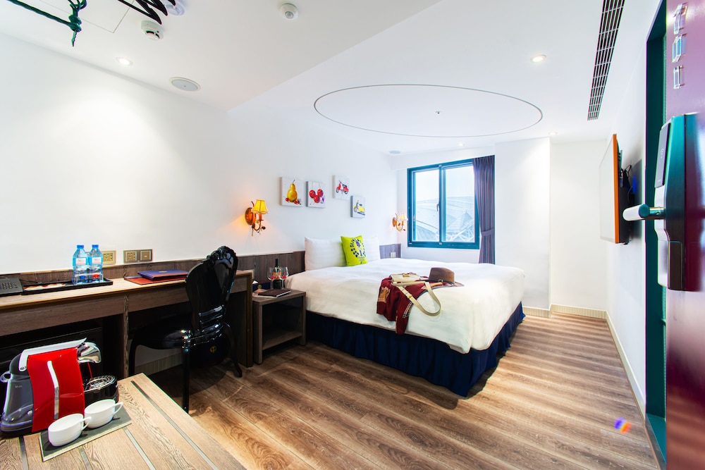 Premium Double Room, City View photo 3