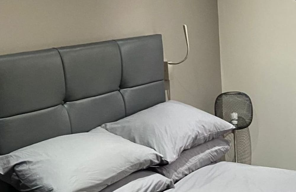 Double Room, Private Bathroom - Photo 3