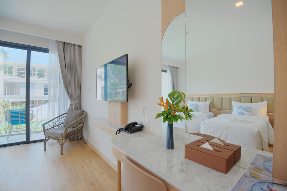 Deluxe Double or Twin Room, Mountain View - Photo 1