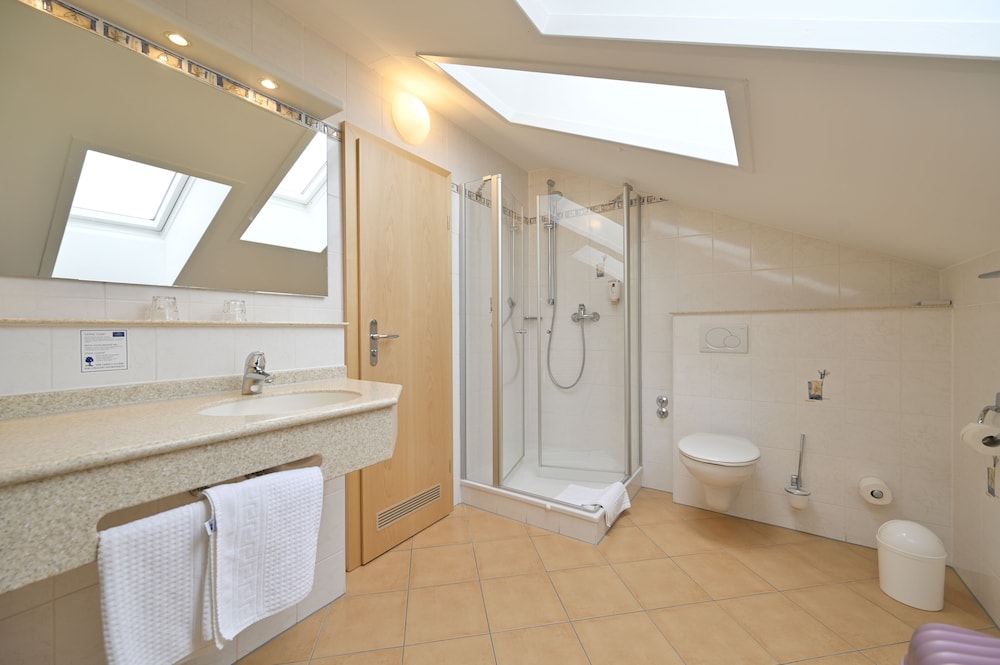 Triple Room, Non Smoking photo 3
