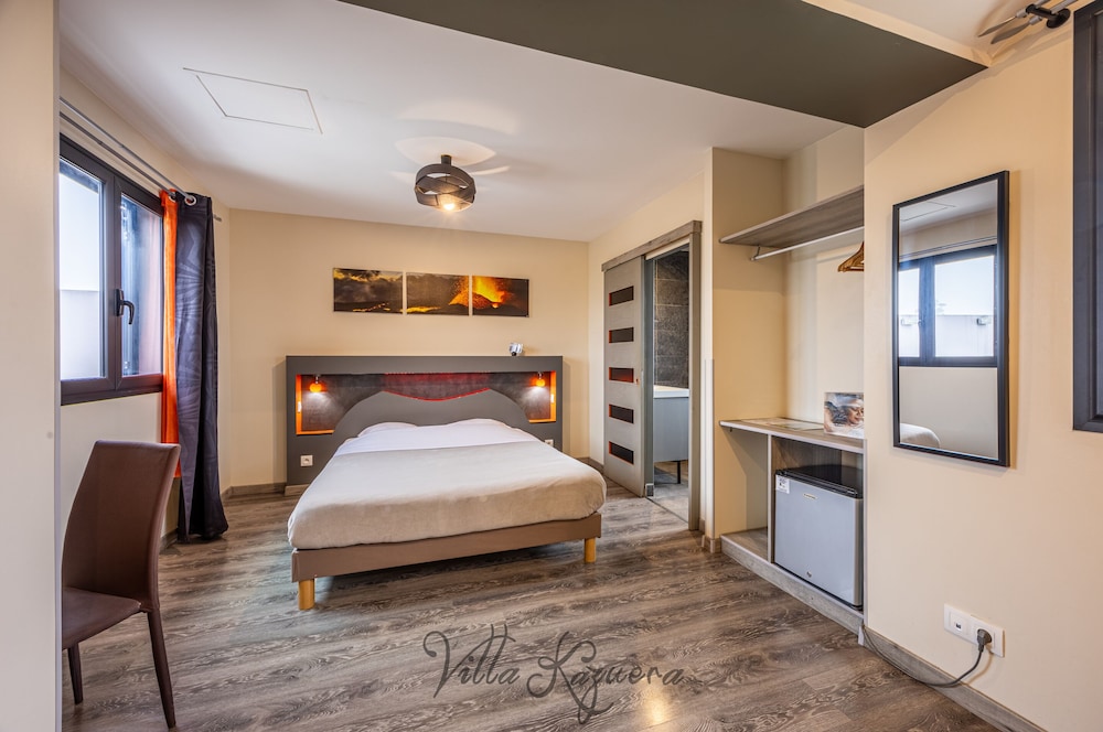 Double Room, Private Bathroom, Mountain View