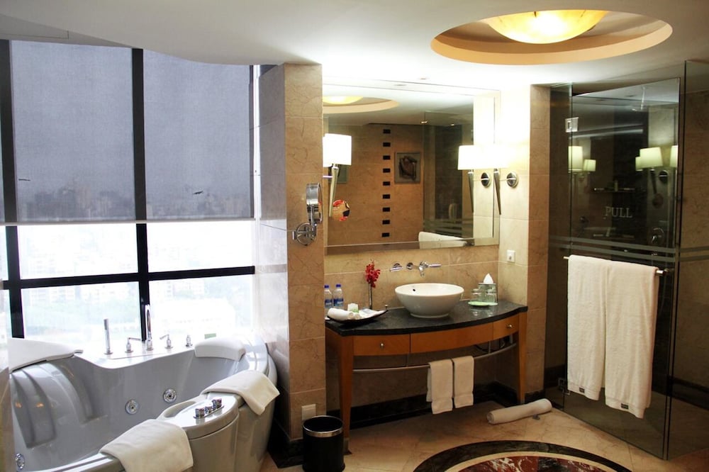 Presidential Suite, 1 King Bed with Sofa bed, City View, Poolside (City View) - Photo 3