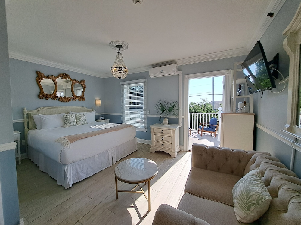 Deluxe Room, 1 King Bed, Terrace