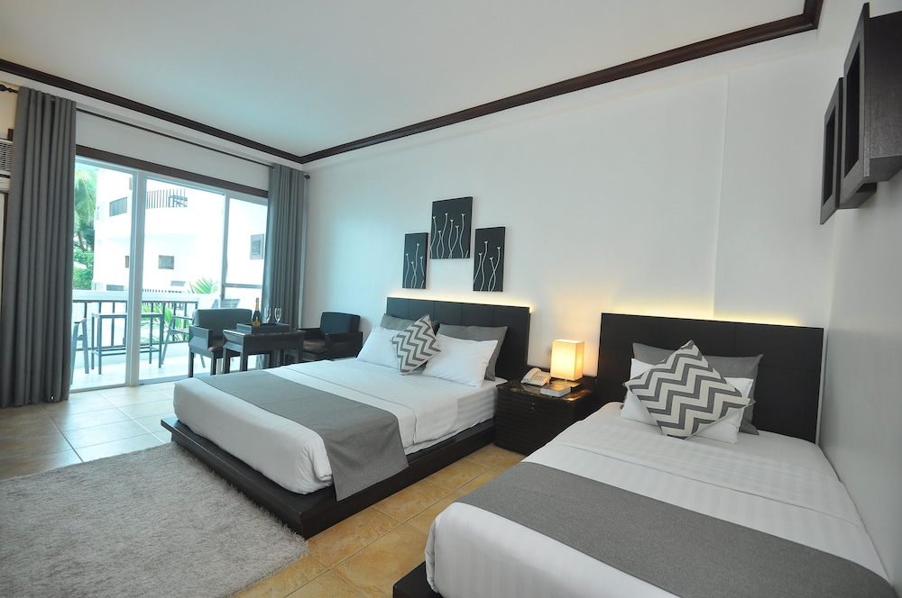 Deluxe Room - Photo 3