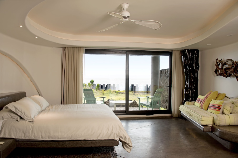 Room, 1 King Bed (Kainga) - Photo 1