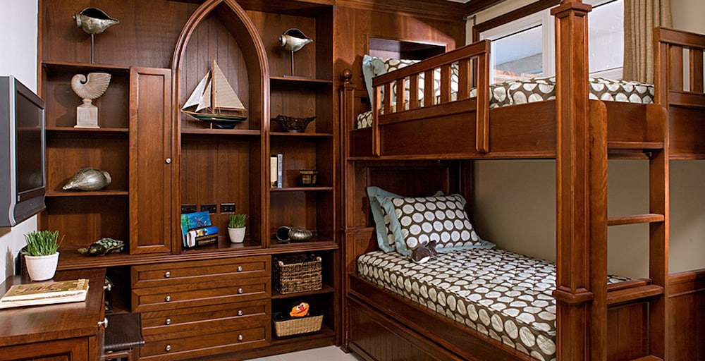 Family Suite, 2 Bedrooms, Ocean View (Italian Oceanview Butler Family Suite)