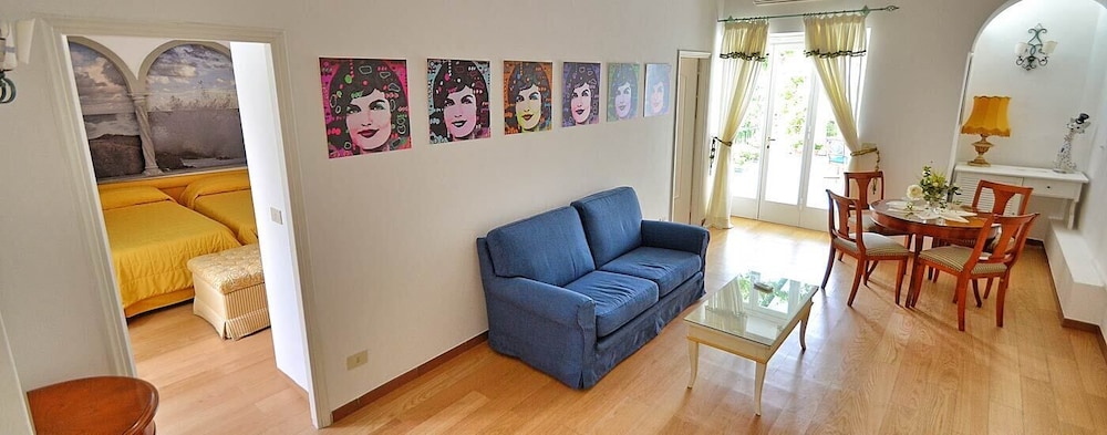 Family Suite - Photo 4