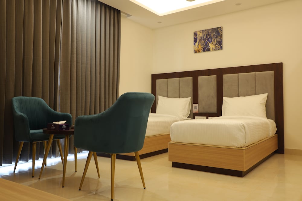 Deluxe Room - Photo 2