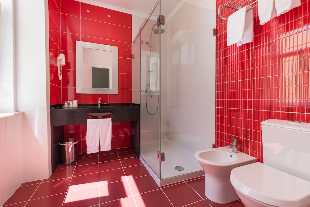 Superior Double or Twin Room - Photo 10