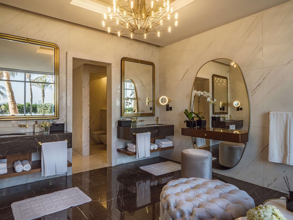 Deluxe Villa, 4 Bedrooms, Private Pool, Beachside (Palm)