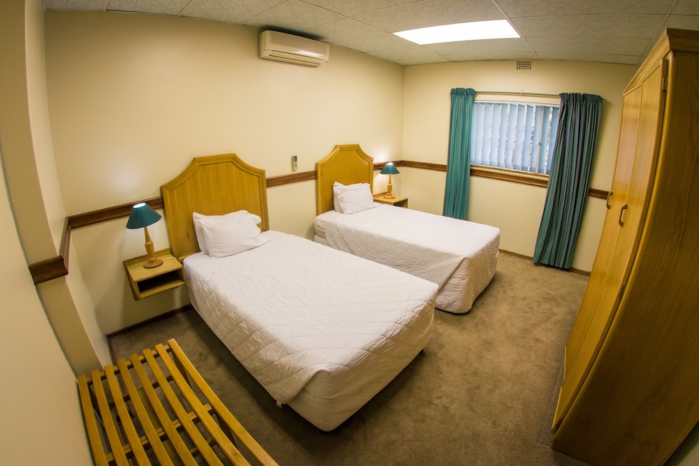 Quadruple Room - Photo 1