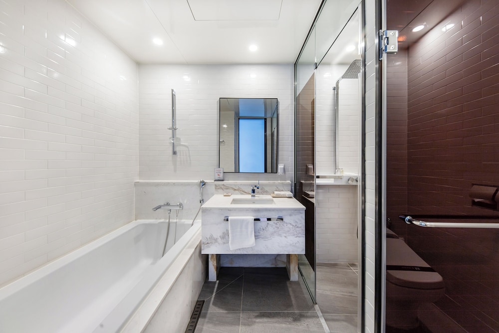 Panorama Suite Room -Breakfast Included,Unlimted StarbucksCoffee Bean,OTT Available,15PM CI /13PM CO - Photo 13