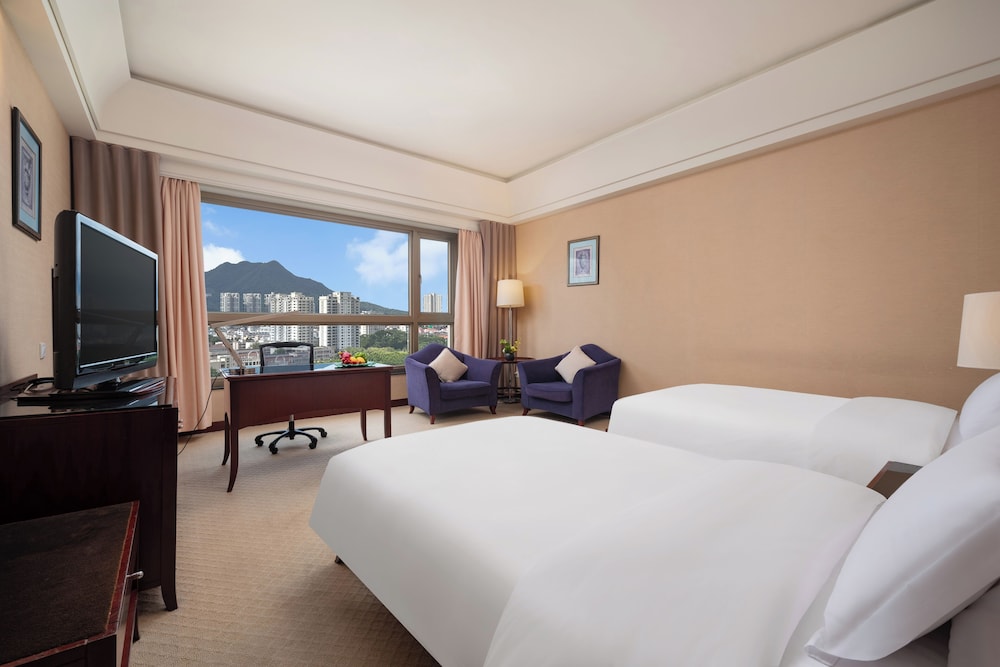 Standard Twin Room, 2 Twin Beds - Photo 1