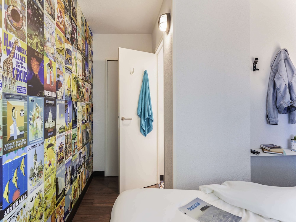 Room, 1 Double Bed, Private Bathroom (Cabrio) photo 2