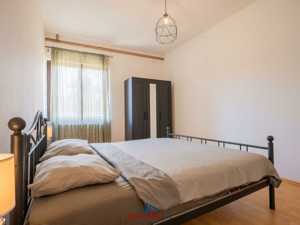 Villa photo 1