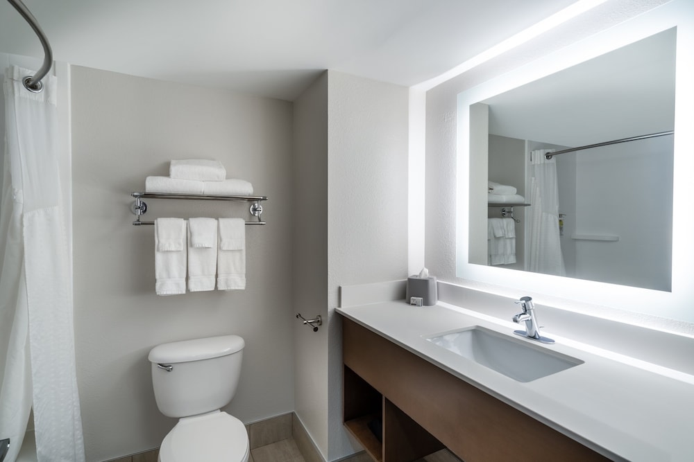 Suite, 2 Queen Beds, Hearing Accessible