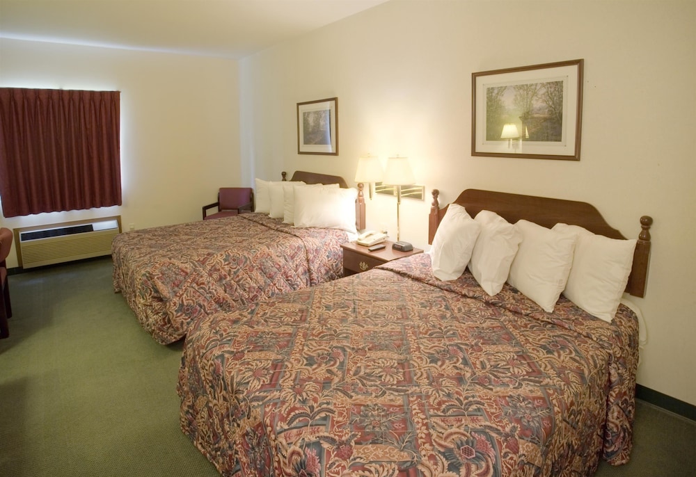 Room, 2 Queen Beds, Accessible, Non Smoking photo 2