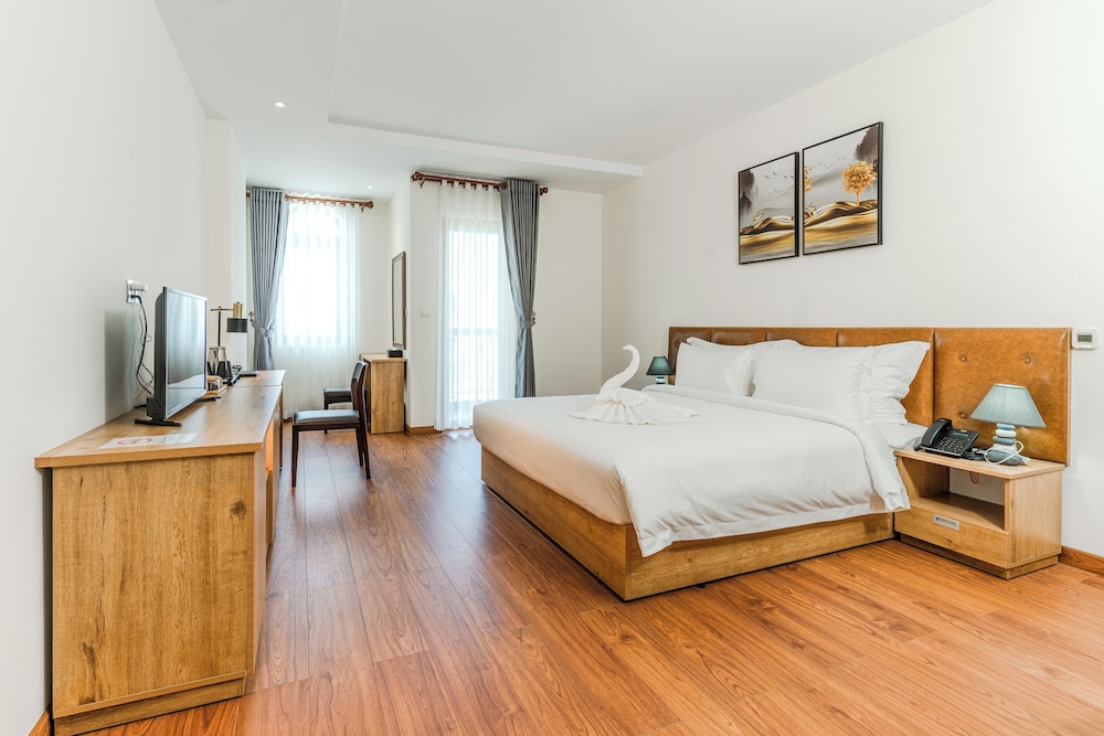 Deluxe Double Room, 1 King Bed, Sea View photo 1