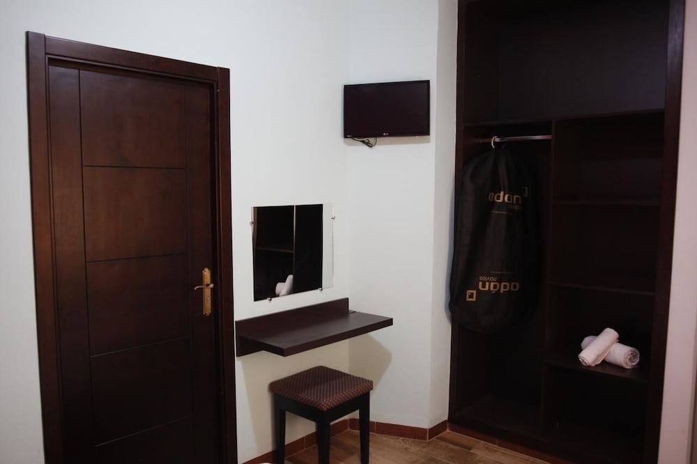 Comfort Double Room, Non Smoking, City View photo 2