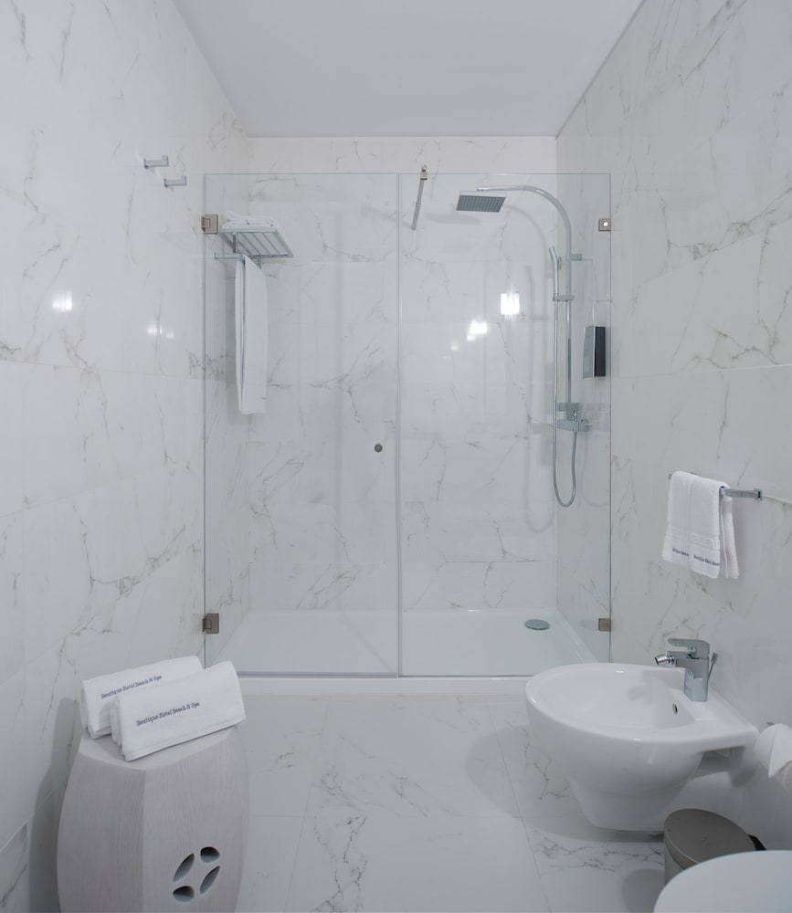 Double Room, Ocean View (Groundfloor) photo 3