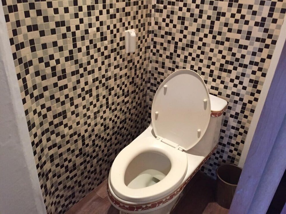Double Room (Pay Extra Person Charge upon Check in) photo 2