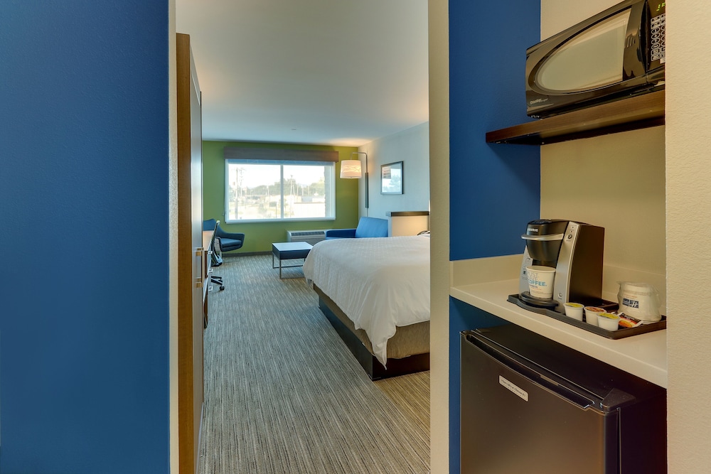 Holiday Inn Express & Suites - Roanoke – Civic Center, Foto 3