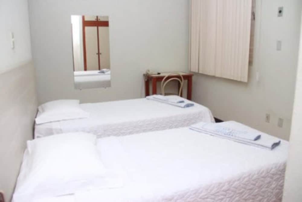 Deluxe Twin Room photo 2