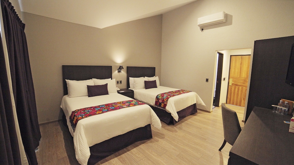 Traditional Room, 2 Double Beds photo 1