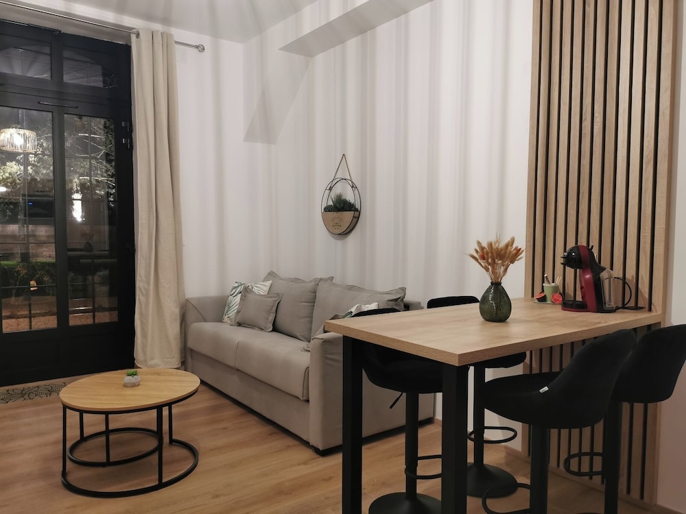 Superior Double Room, Garden View photo 2