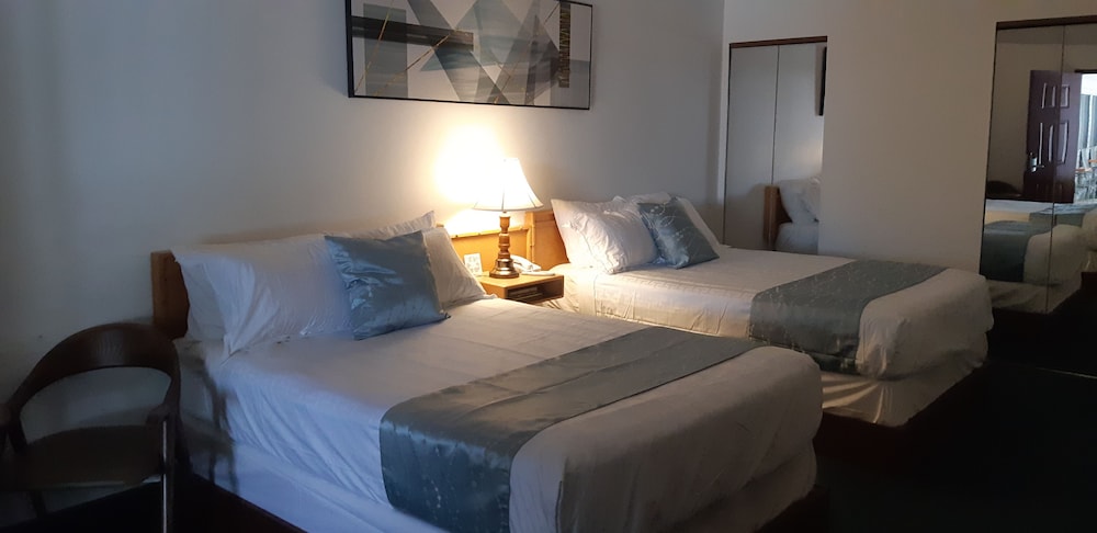 Standard Double Room photo 2